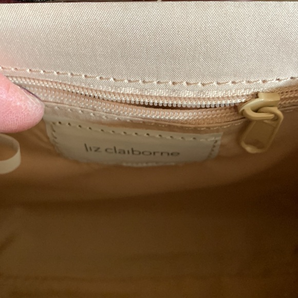 Purse - Picture 4 of 4
